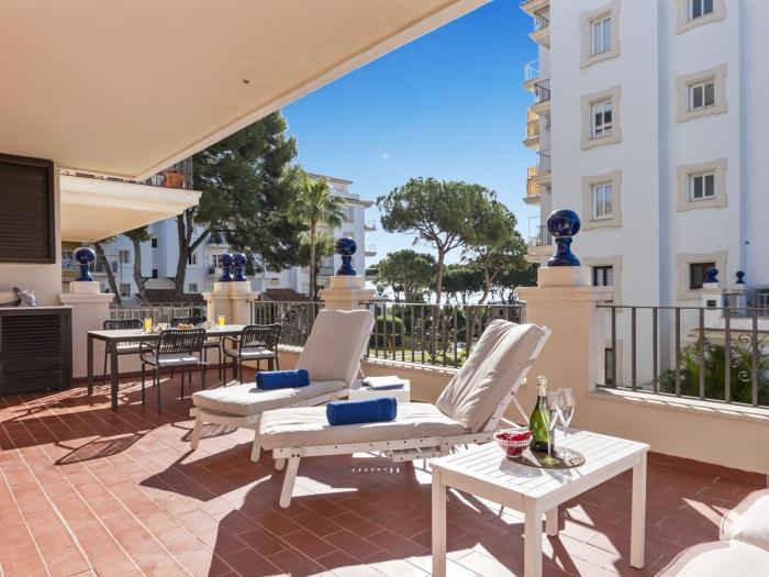 Apartmento con amplia terraza en Andalucía del Mar H1003