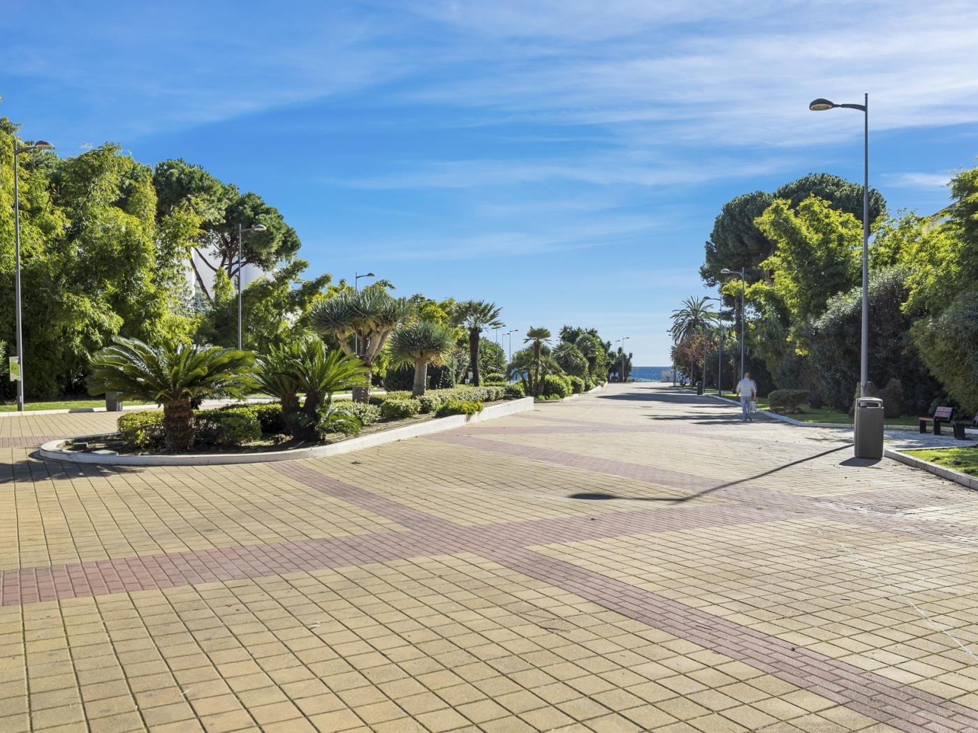 Apt lumineux de 2 chambres à Playas del Duque-18