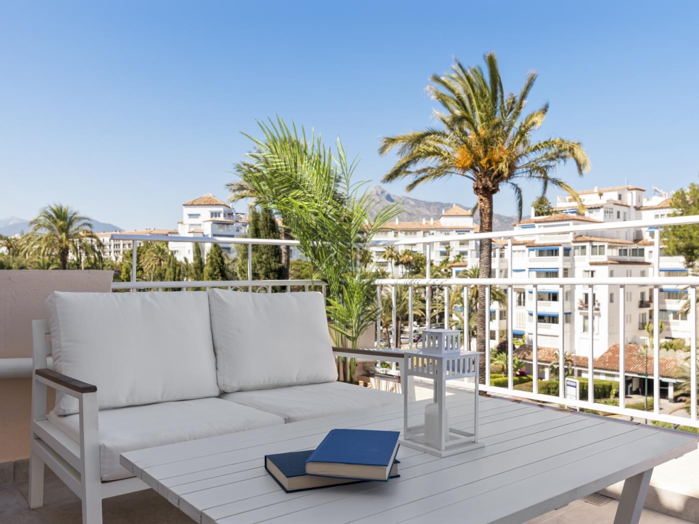 Penthouse à Andalucia del Mar pour 4 personnes | ADM 2-403-27