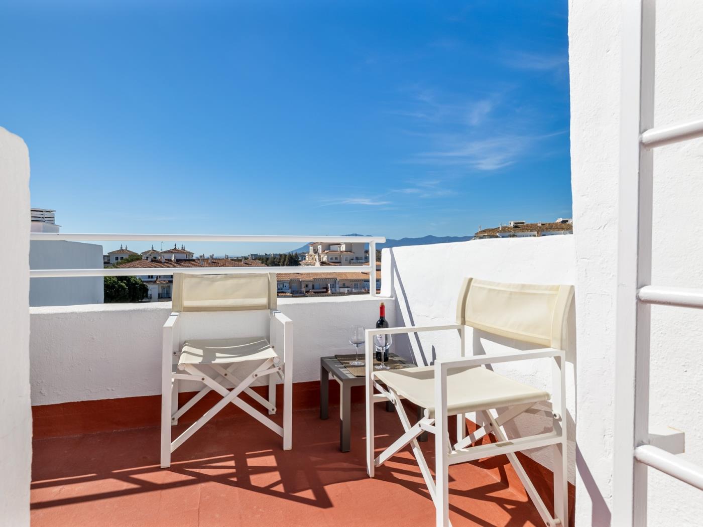 Penthouse avec Vue la Mer à Playas del Duque-20