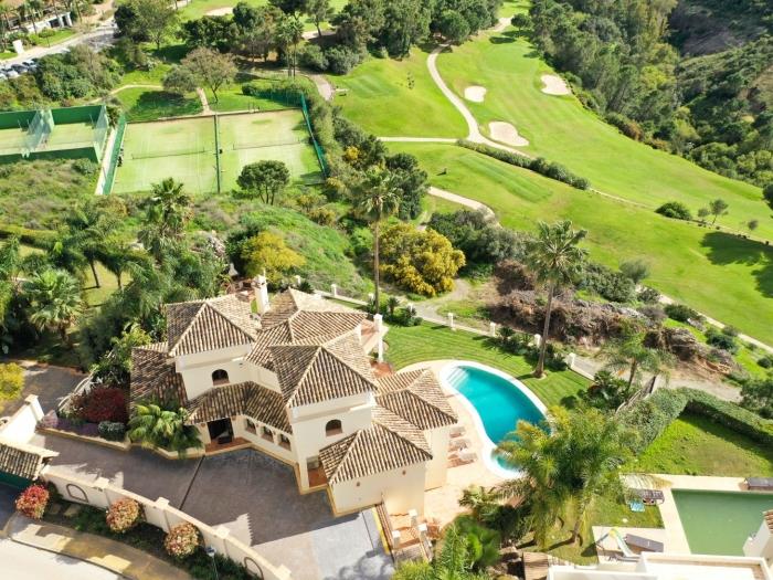 Villa in Los Arqueros Golf (Families Only)