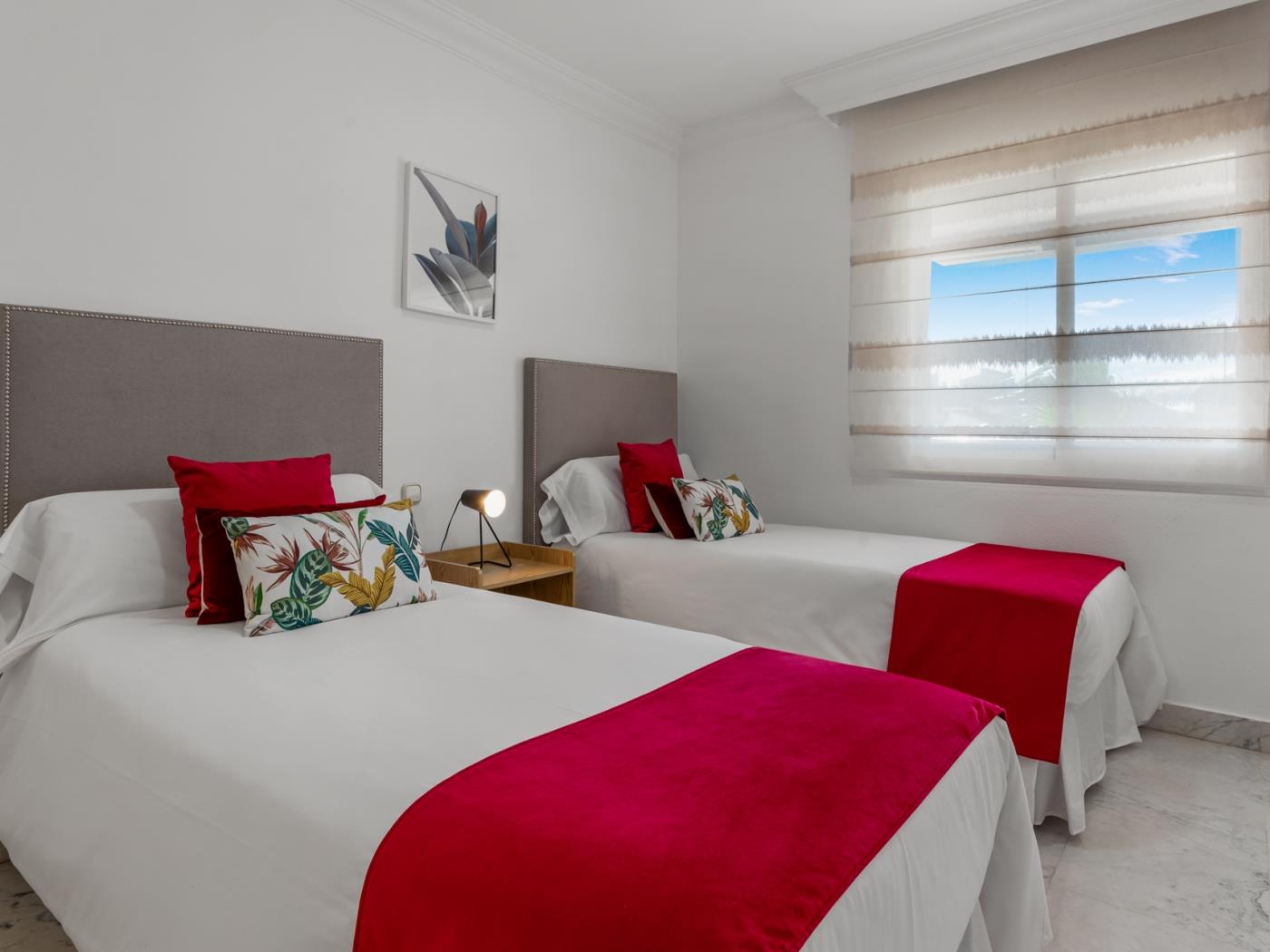 Apartamento en Marina Banus para 6 personas | 1-3F-22