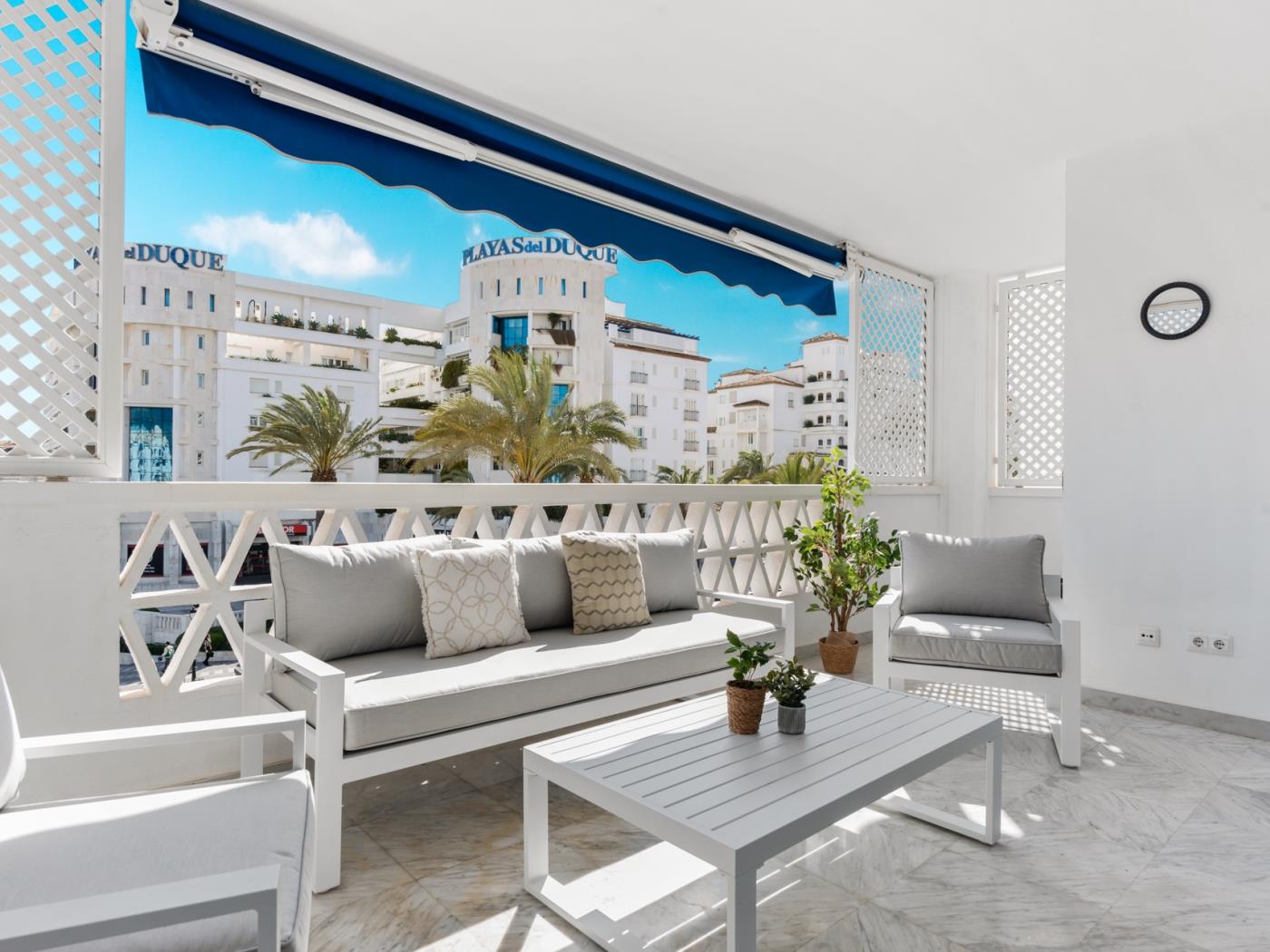 Spacious 2-Bedroom Apartment in Las Gaviotas-1