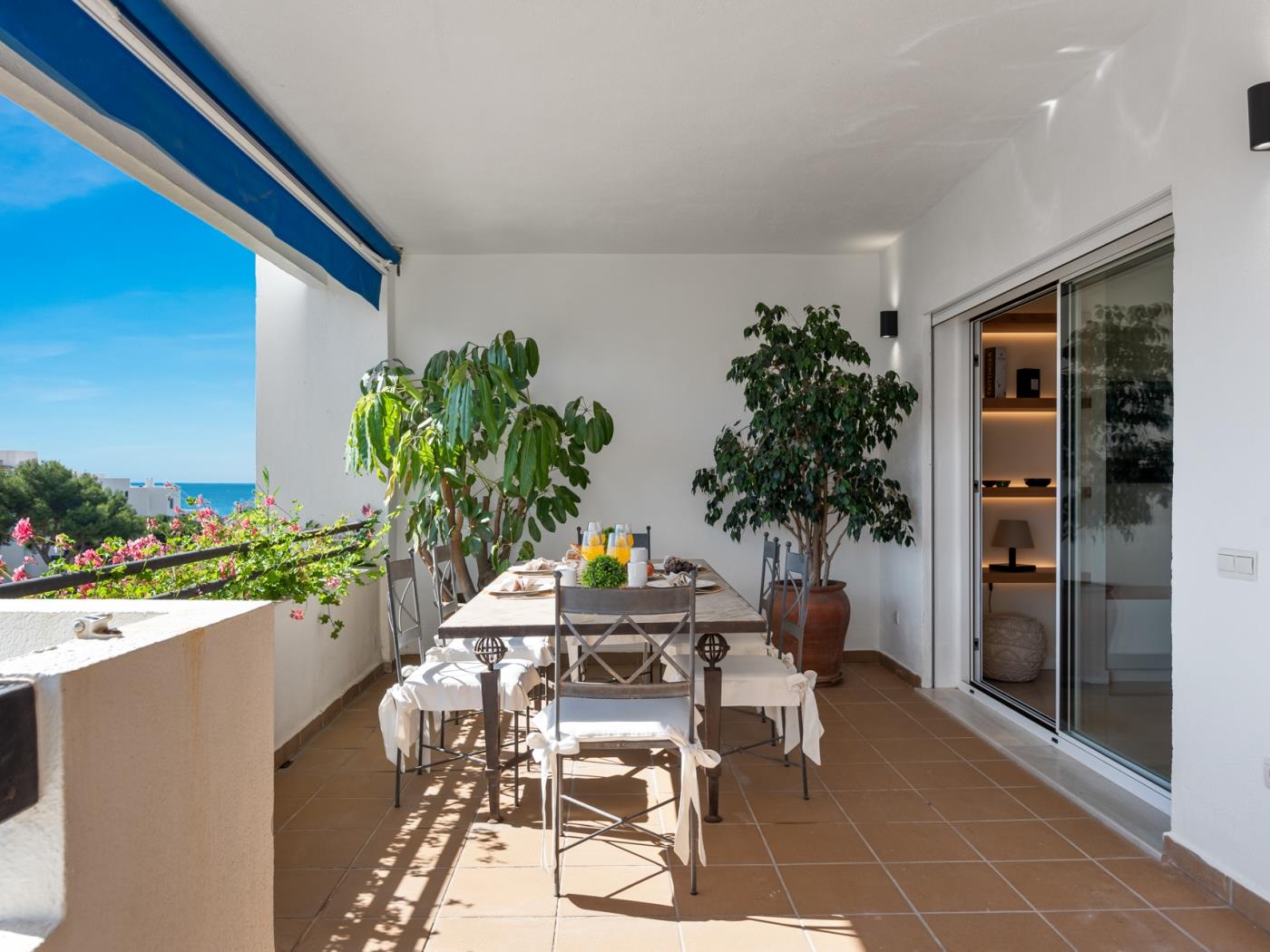 Appartement avec grande terrasse à Medina Garden-0