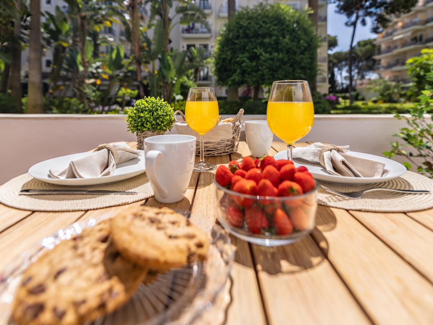 Comfort and elegance for two people in Andalucía del Mar-7