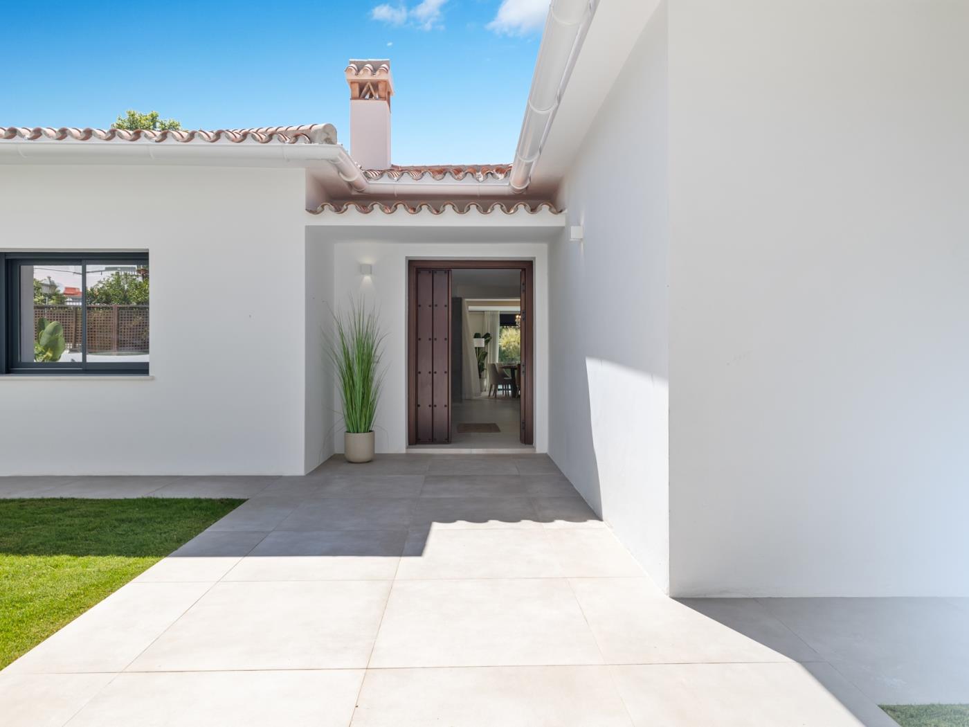 Casa Las Palmeras | Villa privada en Marbella-45