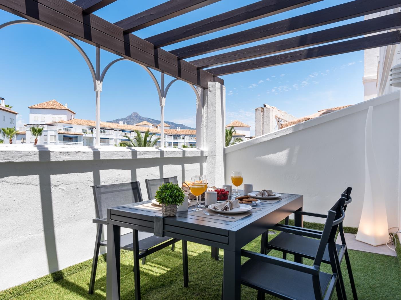 Appartement élégant de 3 chambres à Playas del Duque, Puerto Banús-16