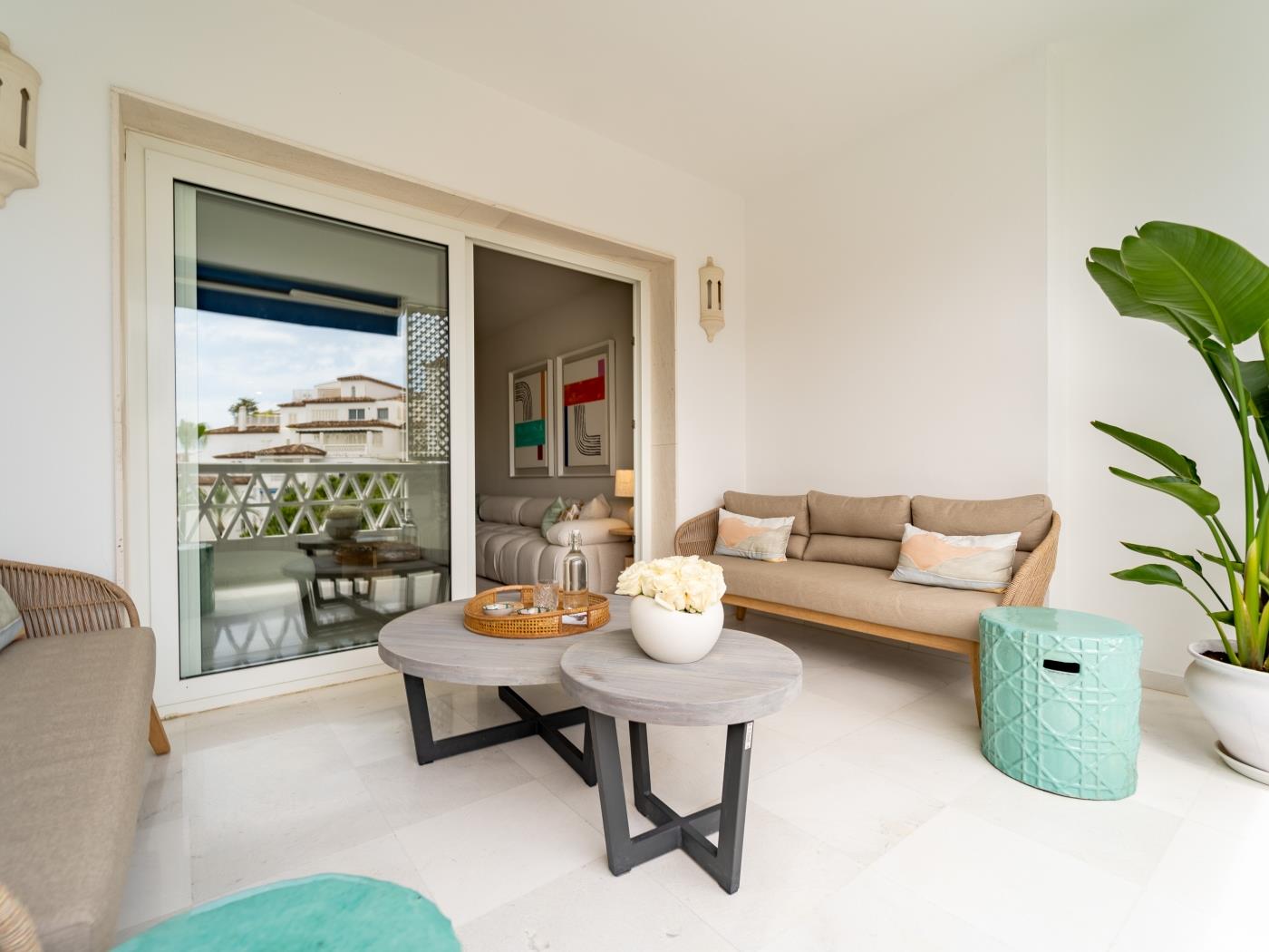 3-bedroom apartment in Las Gaviotas, Puerto Banús-5