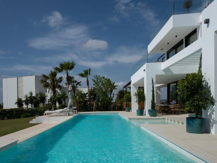 Casa Licada, an Impressive 9-Bedroom Villa-6