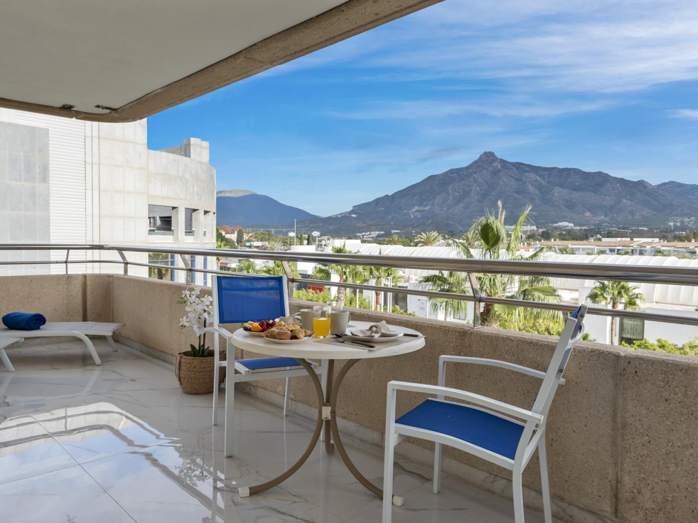 Apartamento en Marina Banus para 4 personas | 3-4H-26