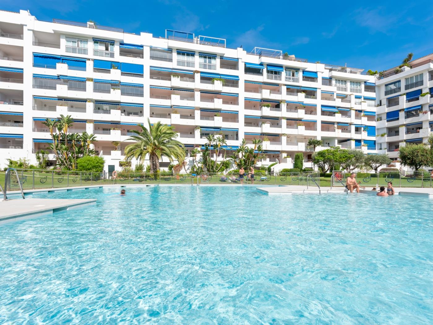 Acogedor apartamento en la mejor zona de Puerto Banús.-16