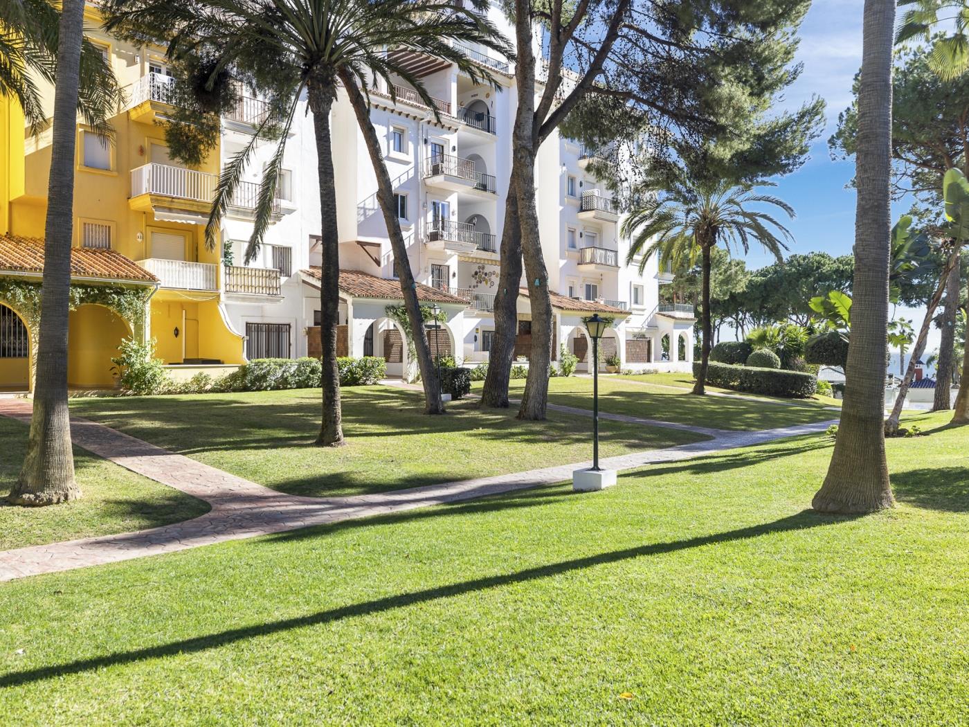 Apartment in Andalucia del Mar for 4 persons | ADM 10 006-17