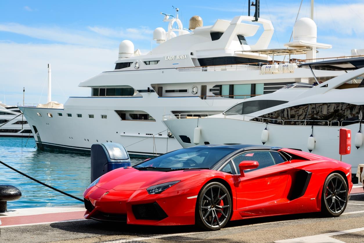 Luxury car rental in Marbella: find the car you are looking for here