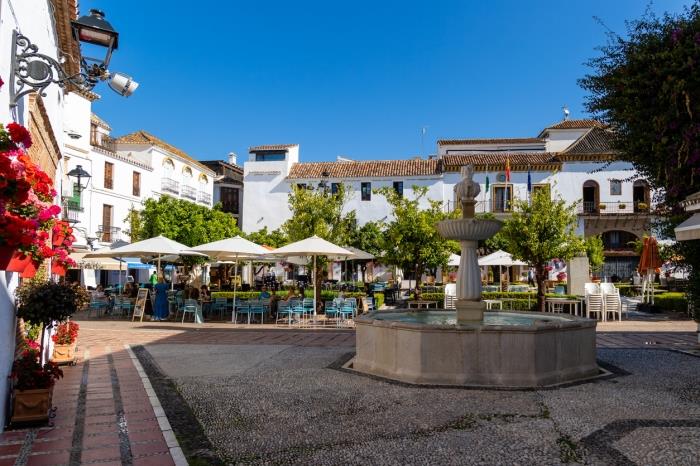 Descubre el encanto vibrante de Marbella durante la Semana Santa de 2024: Una guía para unas vacaciones inolvidables