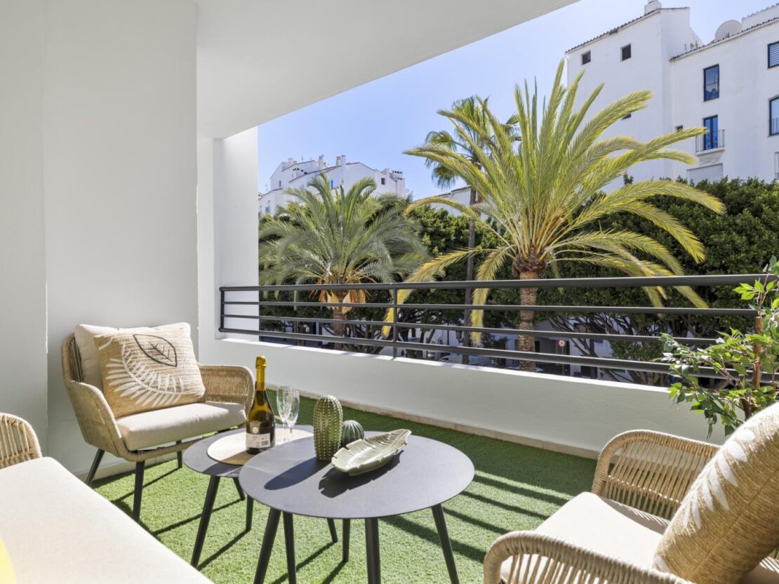 Apartment in Terrazas de Banús for 4 people |4-12