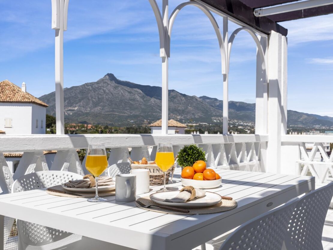 Apartamento en Playas del Duque para 2 personas| Casa Sevilla 604