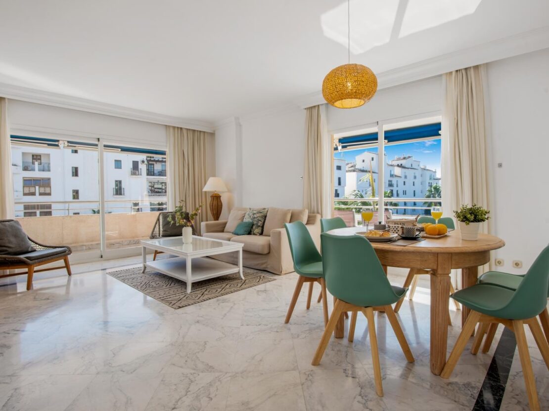 Apartment in Marina Banus for 6 people | 1-3F
