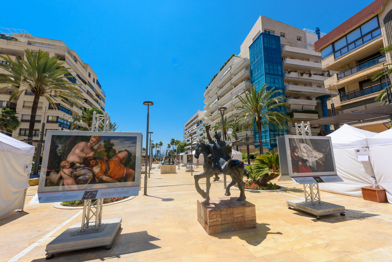 Conoce la Avenida Ricardo Soriano en Marbella, el paraíso de las compras