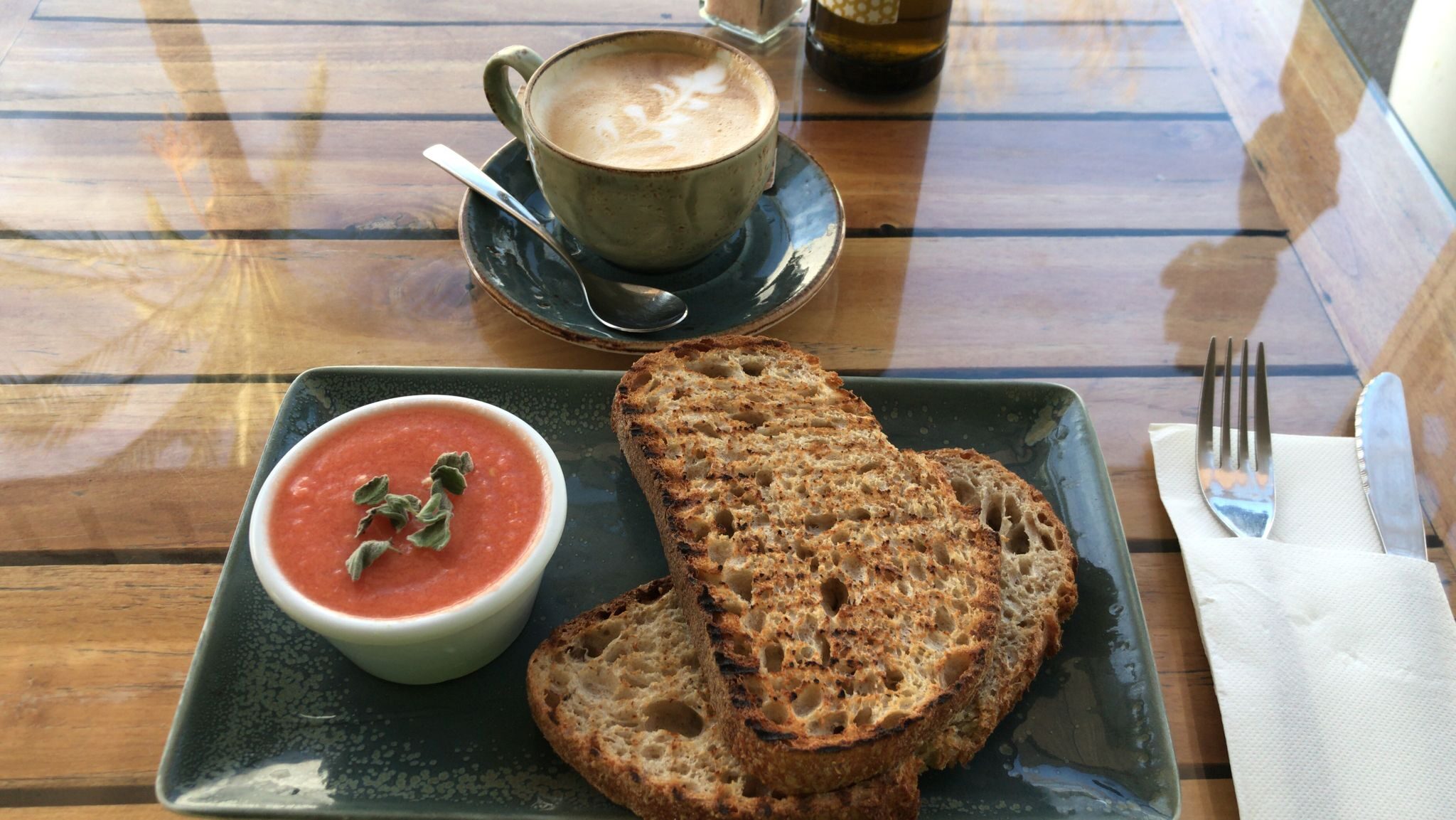 The 6 typical Marbella breakfasts: from mollete with manteca colorá to an açaí bowl in Nueva Andalucía