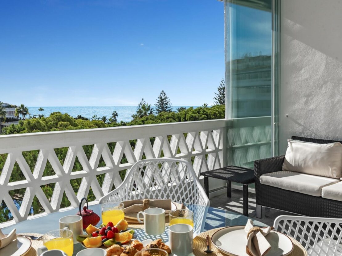 Apartamento en Playas del Duque para 4 personas| Casa Sevilla 413